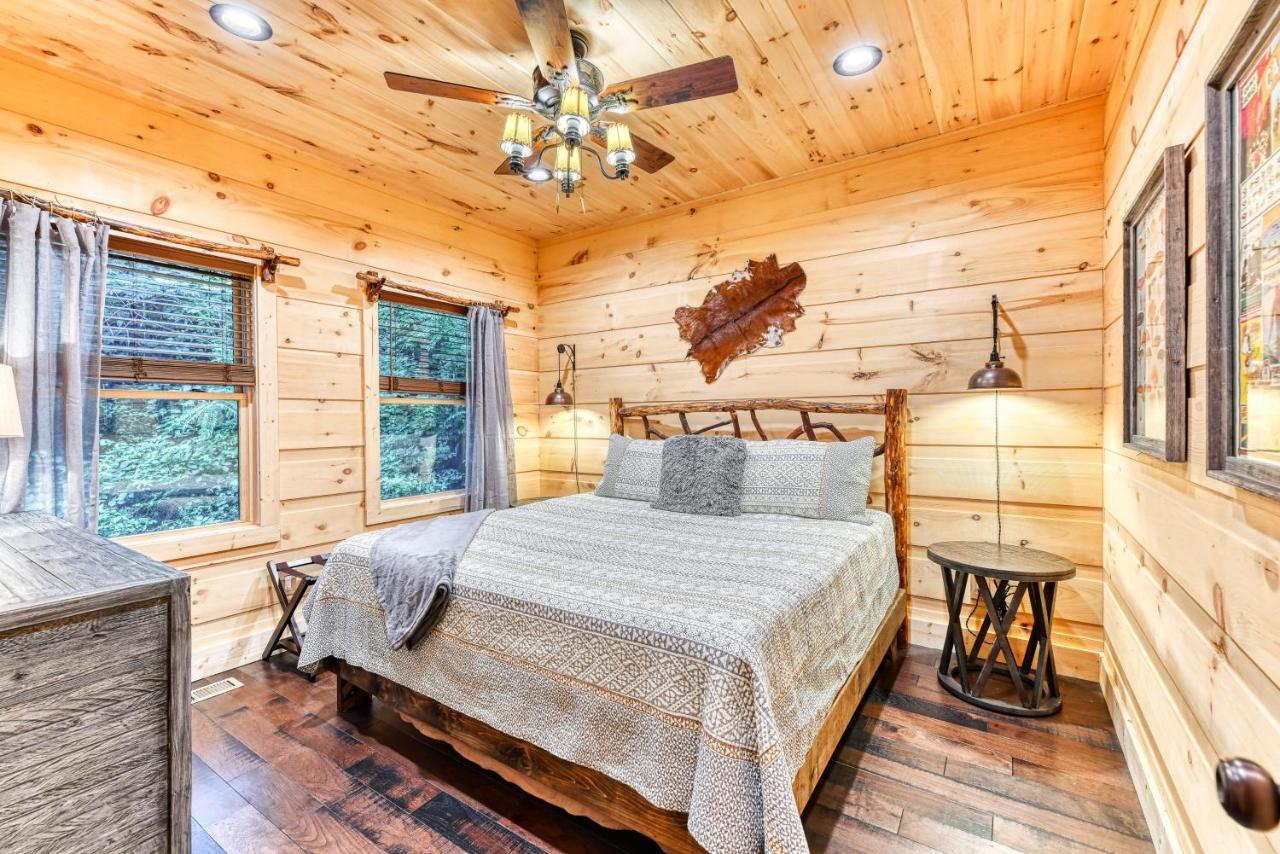 The Grand Fir Villa Gatlinburg Exterior photo