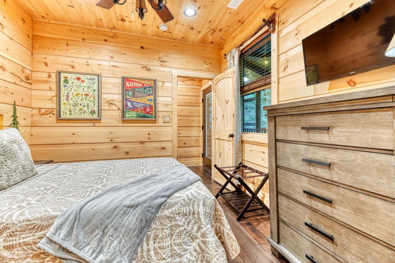 The Grand Fir Villa Gatlinburg Exterior photo