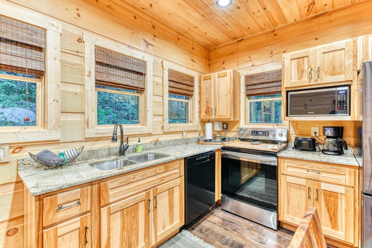 The Grand Fir Villa Gatlinburg Exterior photo